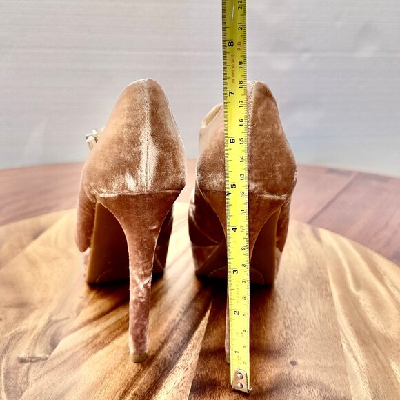 Velvet platform pumps - Picture 6 of 8